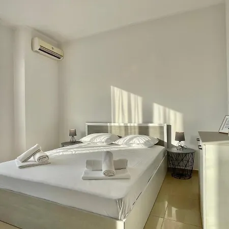 Sunflower - Private - Bsr - 1 Apartament *